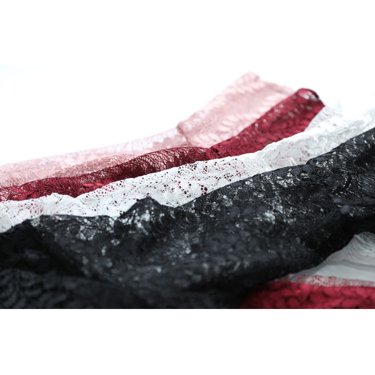 Váy ren cổ V tay xòe