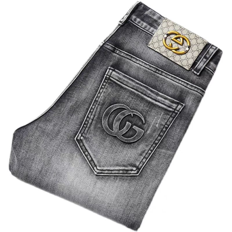 Quần jean dài màu đen in logo sành điệu nam tính