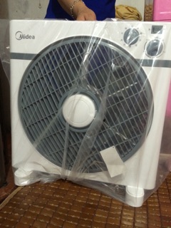 Quạt hộp Midea