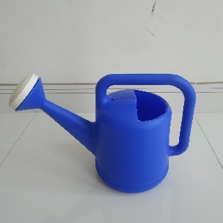 Bình Tưới Cây 5 Lít Cầm Tay