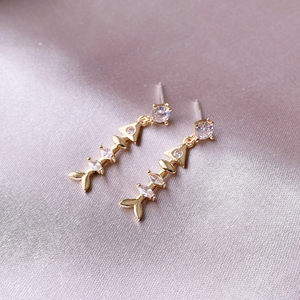 Bông Tai Thiết Kế Hình Xương Cá Đính Đá Zircon Thời Trang Sang Trọng