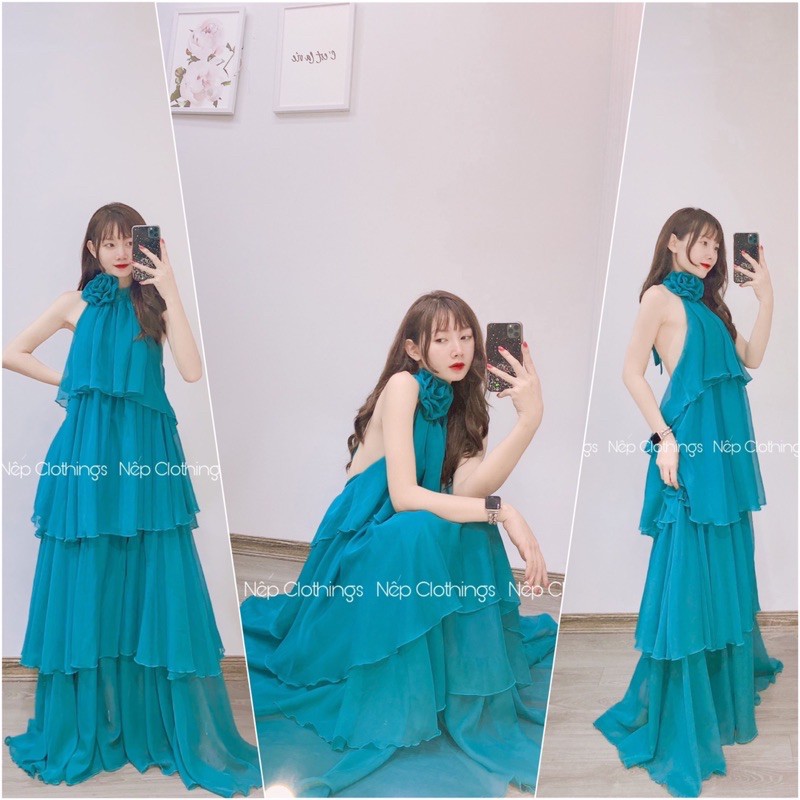 Váy maxi cổ yếm tầng kèm hoa