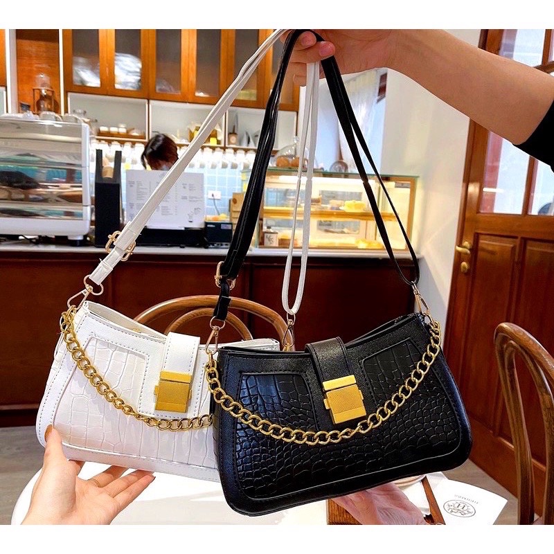 Túi Kẹp Nách Nữ Khoá Vuông, Túi Xách Nữ Đeo Chéo Vân Rắn