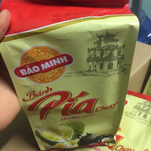 Bánh pía sầu riêng