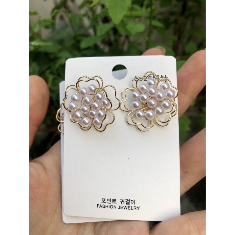 Khuyên tai hoa tai bông tai nữ hinh hoa hạt trai hạt đá theo phong cách Hàn Quốc
