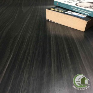 Phông nền giấy dán tường giả gỗ màu đen khổ 1,2m  - thảm chụp hình ảnh sản phẩm