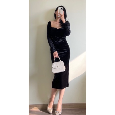 Váy body dài qua gối