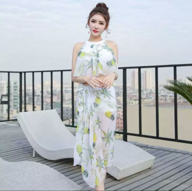 Set áo tắm bikini váy đi biển dáng yếm khoe vai trần gợi cảm | BigBuy360 - bigbuy360.vn