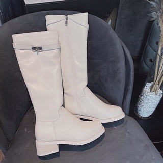 [Mã FATPBAU2 giảm 40K đơn 150K] Boot cổ cao H..M - Quế Chi Boutique