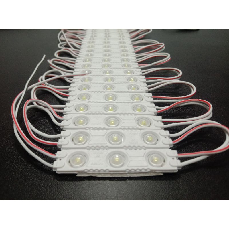 1 CON LED_Đèn Led 3 Bóng Ánh Sáng Màu Trắng