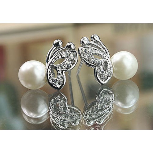 Đôi khuyên tai hình bướm đính hạt ngọc trai giả thanh lịch và xinh xắn cho nữ