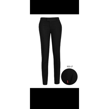 Quần tây Thái Hòa sọc caro fom ống đứng.