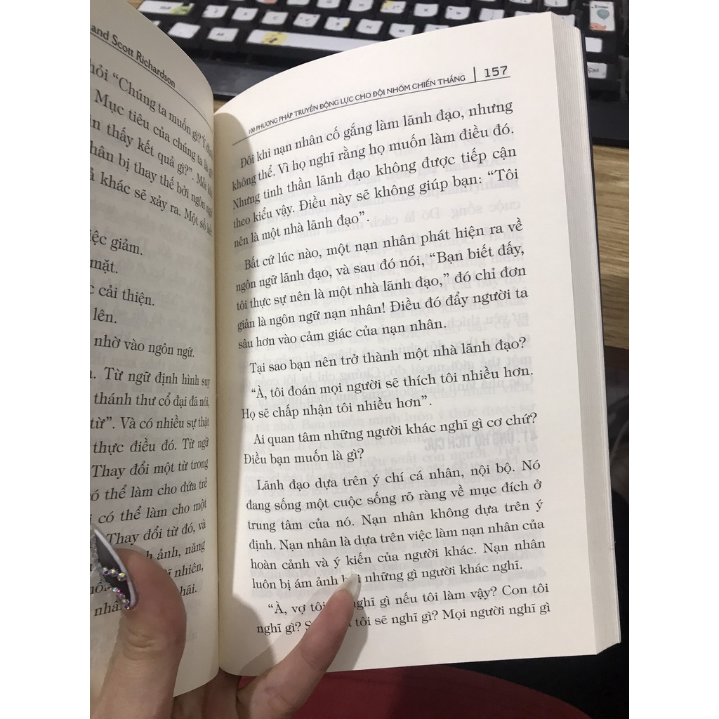 Sách - 100 phương pháp truyền động lực cho đội nhóm chiến thắng ( BizBooks )