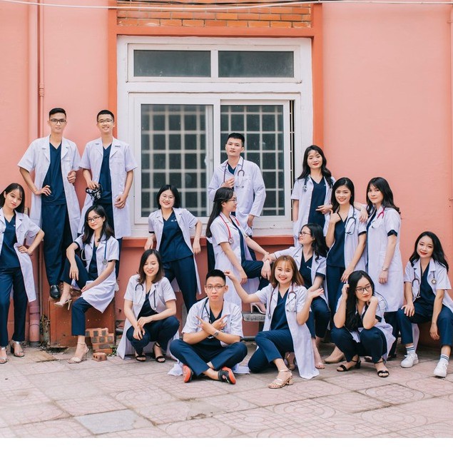 ☘ Bộ Srcubs bác sĩ vải cao cấp tay ngắn màu mới