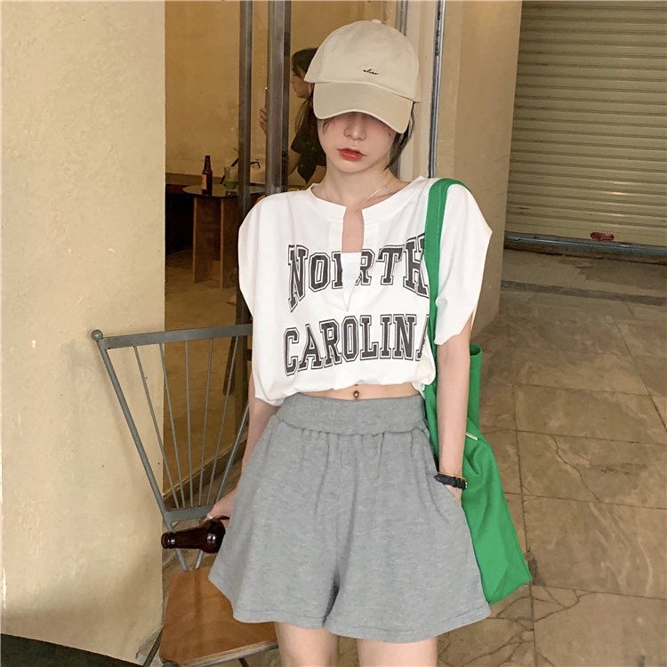 Áo Thun Không Tay Cổ Chữ V Giả Hai Lớp Cá Tính Dành Cho Nữ