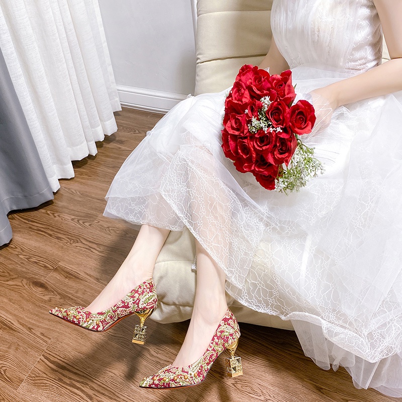 Giày Cao Gót Mũi Nhọn Đính Pha Lê Phong Cách Trung Hoa Cho Nữ