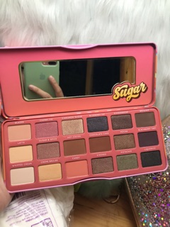 [SHOP HUSH] Bảng phấn mắt Sugar của Face Candy