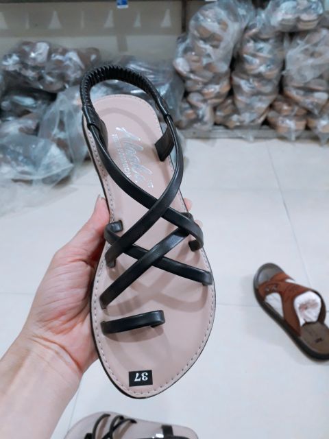 Sandal nữ đế bệt quai chéo xỏ ngón kiểu dép quai hậu nữ đế bằng phù hợp cho học sinh,sinh viên,văn phòng