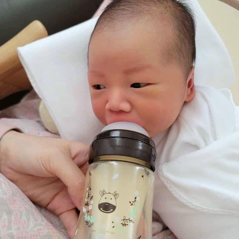 Bình sữa Bebepick / Bình bò Hàn quốc 150ml/250ml