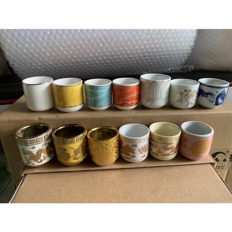 Chung nước lẻ thờ cúng