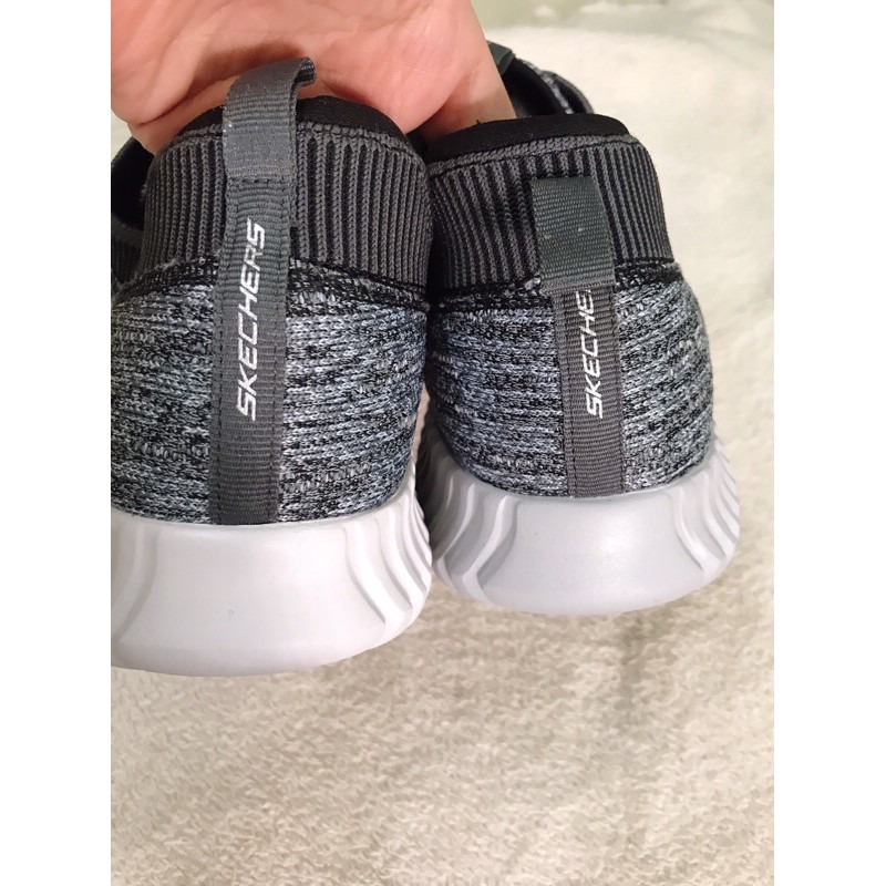 Giày slipon Skechers