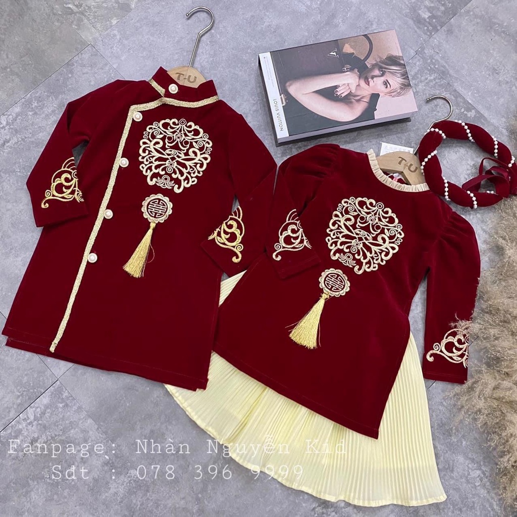 Cặp cách tân thêu T-U cho bé