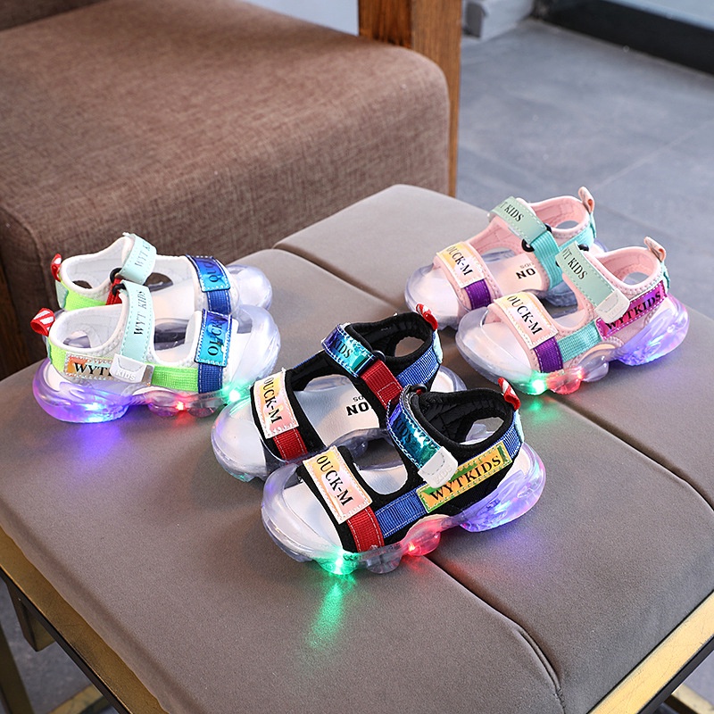 Đôi giày đế mềm có đèn LED phong cách Hàn Quốc cho bé size 21-30