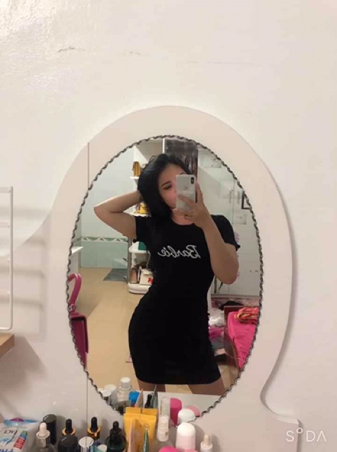 Váy đầm body nữ tay ngắn thêu chữ Barbie | BigBuy360 - bigbuy360.vn