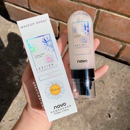 🌸Xịt khoá lớp makeup giữ lớp nền lâu trôi NOVO CHAMOMILE có nhũ mịn lấp lánh