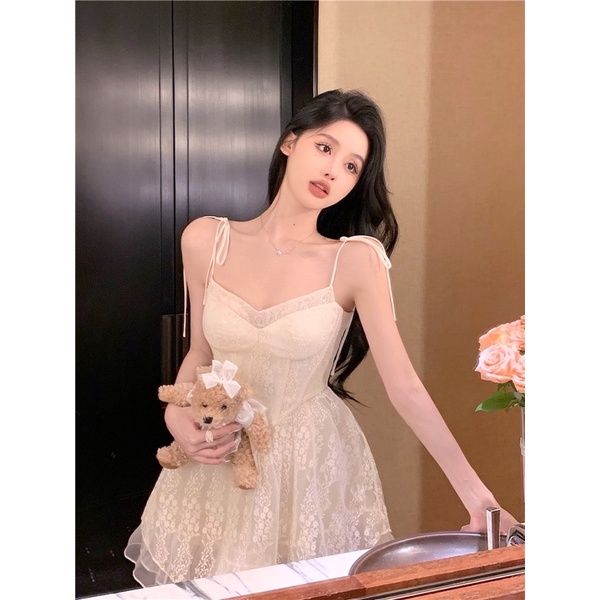 ĐẦM REN HAI DÂY NỮ CÔNG CHÚA CHIẾT EO ULZZANG