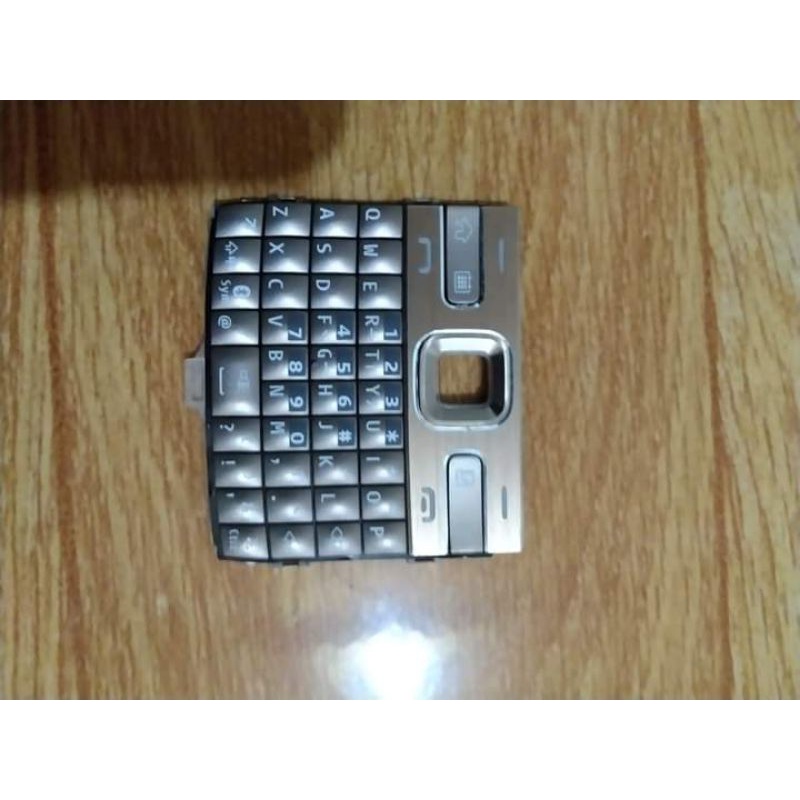 Main Nokia e72 sống bóc máy trùng imei kèm phím