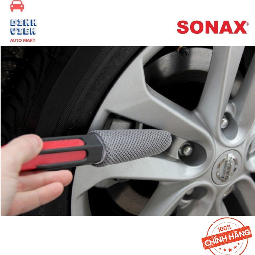 Cây Cọ Vệ Sinh Vành Mâm SONAX 417541 chuyên dùng để làm sạch toàn bộ bánh xe, giúp đơn giản hóa và làm sạch hiệu quả tốt