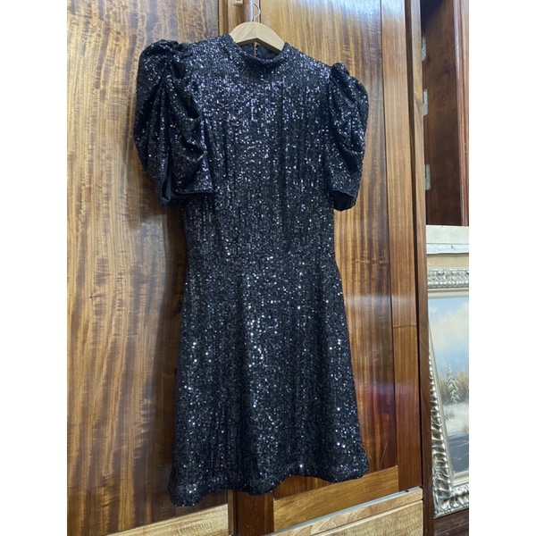 Đầm sequin đen lấp lánh HM auth size 32 (new)