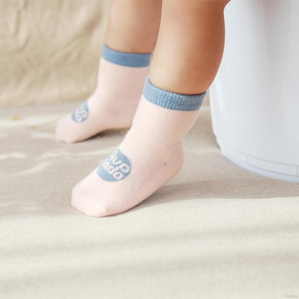 Đôi vớ chống trượt thiết kế phong cách Hàn Quốc cho bé