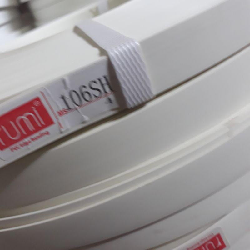 Nẹp nhựa pvc dán cạnh