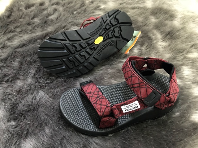 Sandal nam Kaido