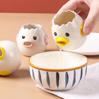 Dụng cụ tách lòng trứng gà