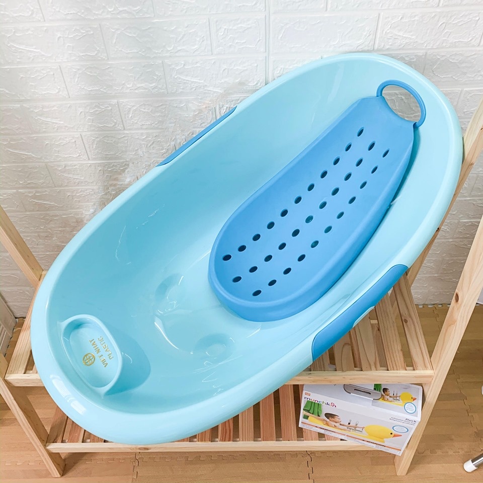 [ẢNH THẬT + VIDEO] Chậu tắm cho bé hình Elip có bệ ngồi an toàn Việt Nhật Plastic