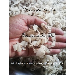 Mứt dừa sấy giòn
