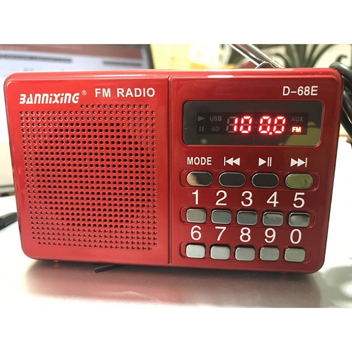 Đài FM Radio Bannixing D-68E kiêm máy nghe nhạc có cổng cắm USB và thẻ nhớ, tặng kèm pin 5C cùng dây sạc