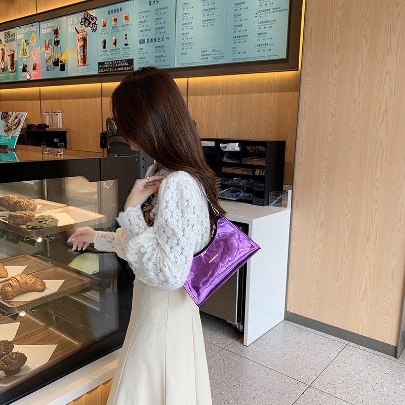 Túi Xách Đeo Dưới Cánh Tay Đính Ngọc Trai Laser Thời Trang Cho Nữ