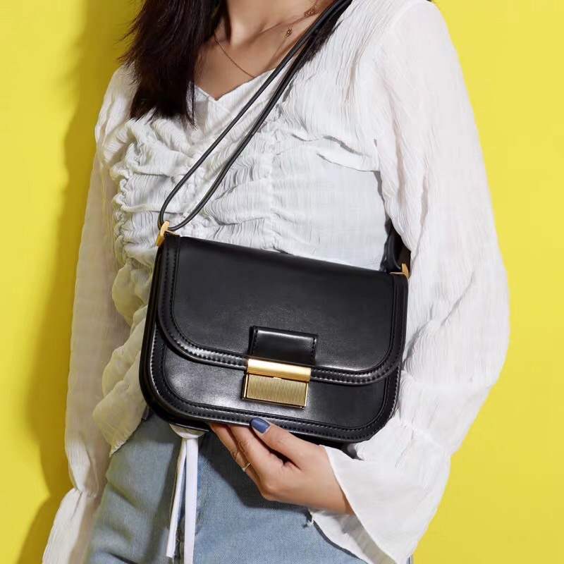 Túi xách đen CNK xuất