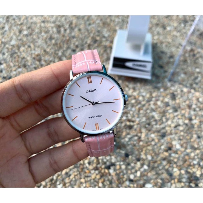 Đồng hồ nữ dây da Casio Anh Khuê LTP-VT01L-4BUDF