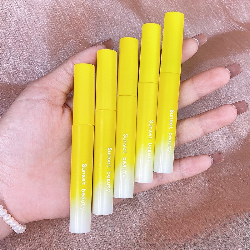 Hộp 5 cây son lì Pikachu vỏ vàng | BigBuy360 - bigbuy360.vn