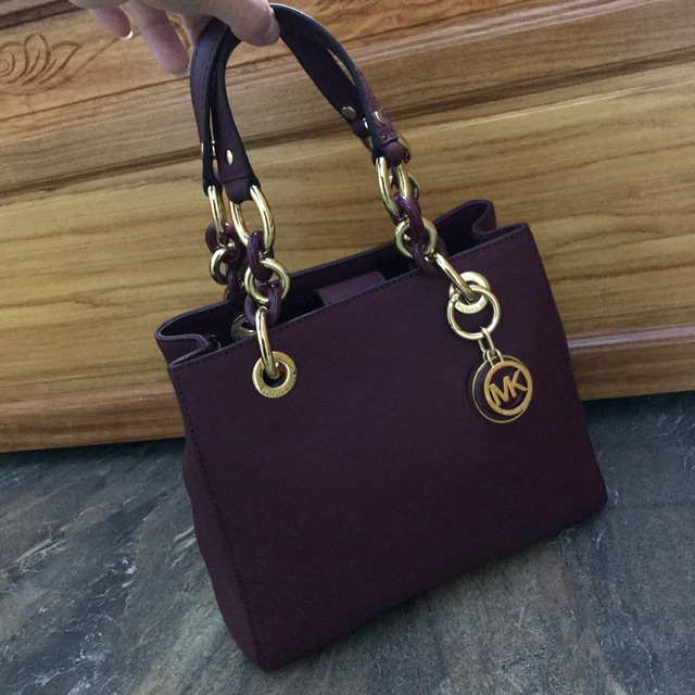 Thanh lý túi mk cynthia auth