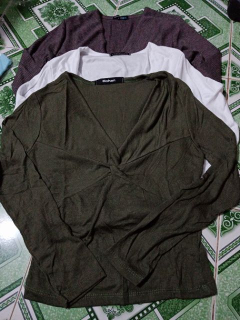 Áo len gân tay dài