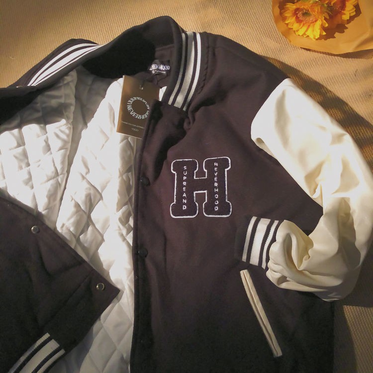 Áo khoác Bomber phong cách retro thời trang cho cả nam và nữ 2021 | BigBuy360 - bigbuy360.vn