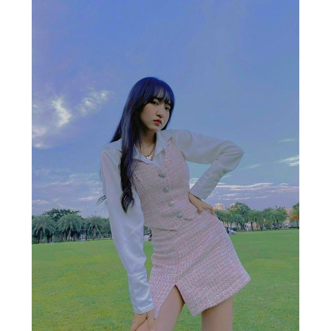 SET TWEET 3 MÓN HỒNG: ÁO SƠ MI GHILE CHÂN VÁY