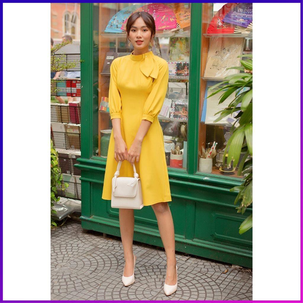 Váy Đầm Công Sở Nữ Tà A Cổ Nơ Tay Lở Dún Vải Dãn Nhẹ Màu Vàng | BigBuy360 - bigbuy360.vn