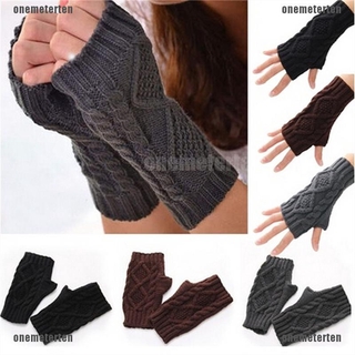 Đôi Găng Tay Len Dài Hở Ngón Giữ Ấm Thời Trang Cho Nam Nữ